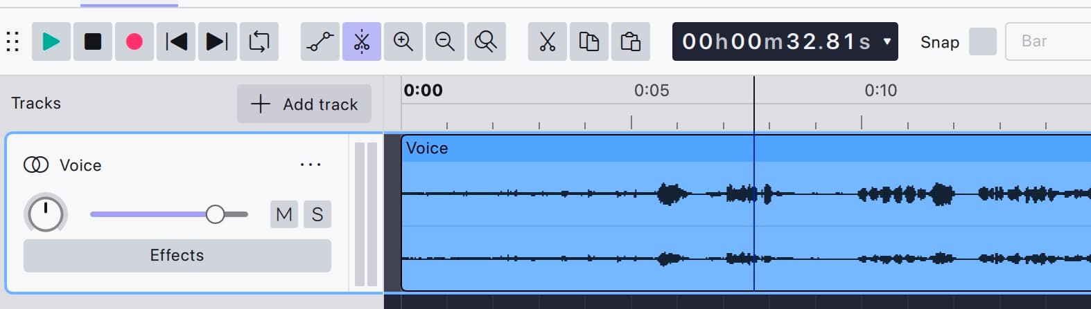 The split tool active in Audacity 4, with a vertical guideline across the middle of a clip