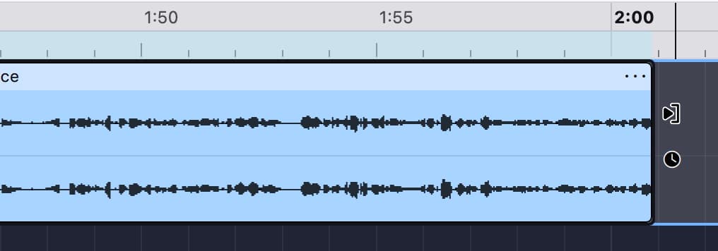 The right edge of a selected clip in Audacity 4 with its edge handles showing