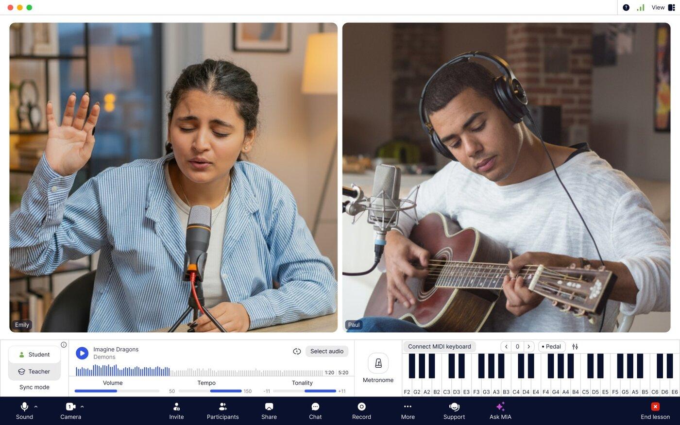 The MOOZ app interface